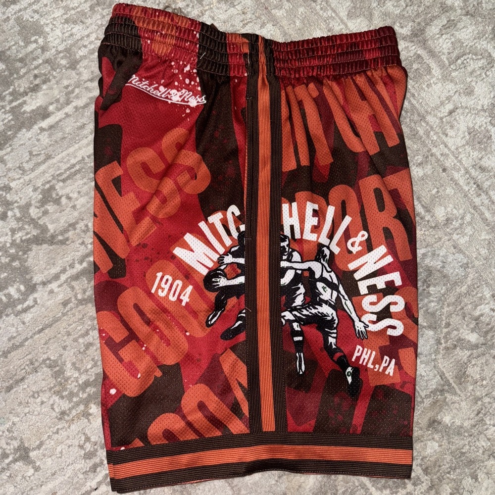 Mitchell and Ness Branded Big Face Fashion Basketball‎ Mesh Shorts Men Small - Picture 5 of 6